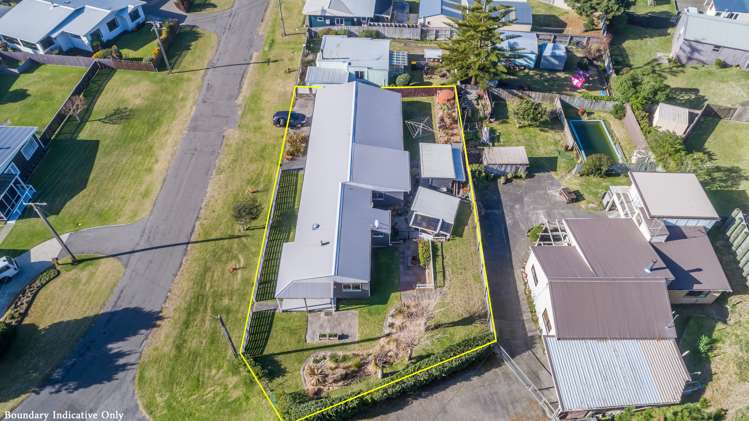18 Chrystall Street Foxton Beach_3
