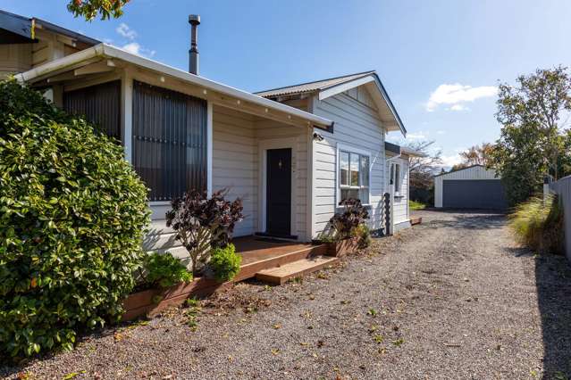 27 Burns Street Dannevirke_1