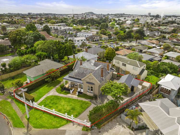 177 Grey Street Onehunga_24