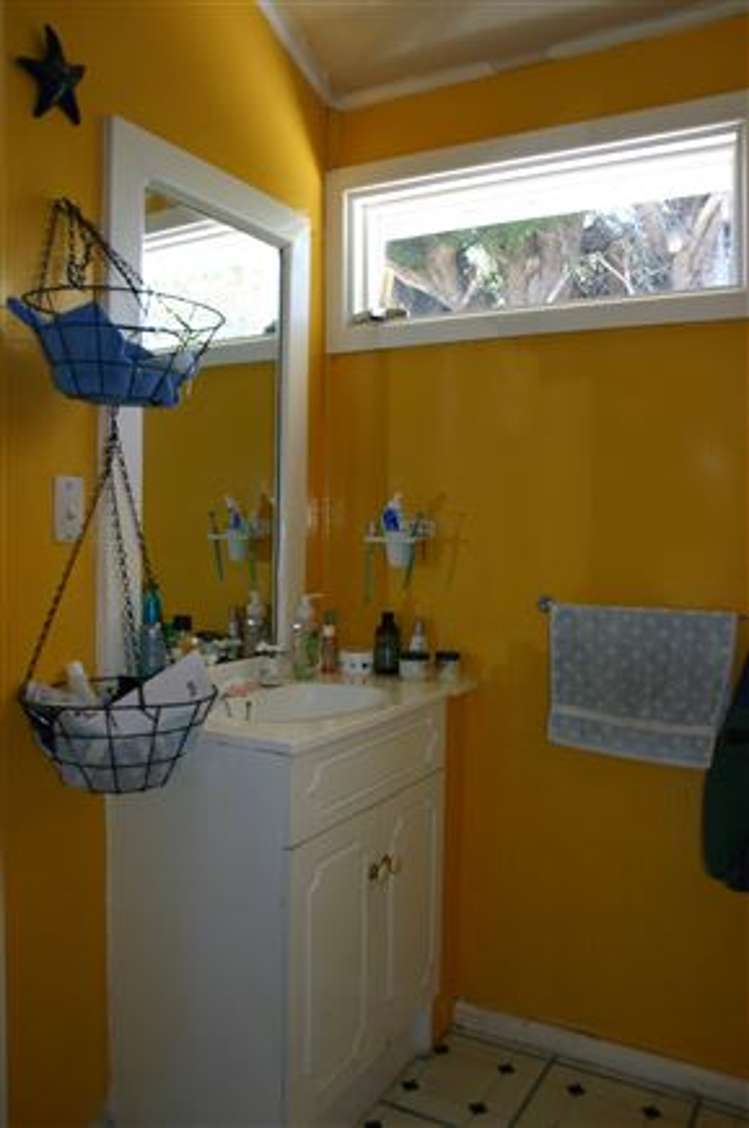 62 Princes Street Waikari_11