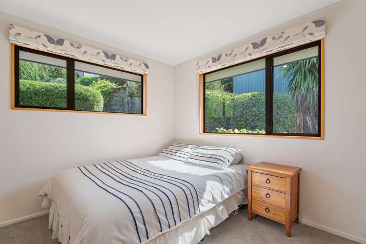 8 Larch Place Wanaka_13