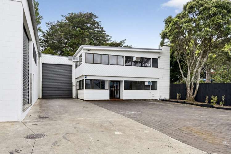 50 Parkway Drive Albany_3