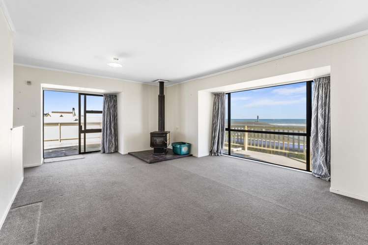 3 Scott Avenue Otaki Beach_3