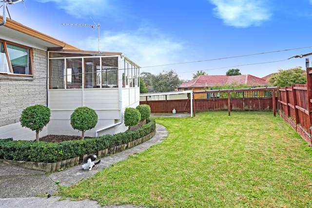 2/21 Glenmore Road Sunnyhills_2