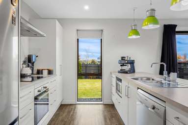 5 Aroha Street_1