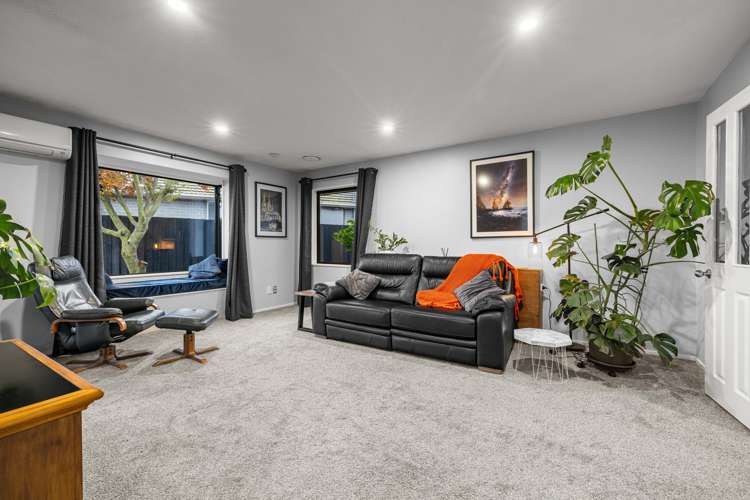 44C Kathleen Crescent Hornby_7