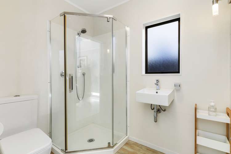 29 North Road Clevedon_16