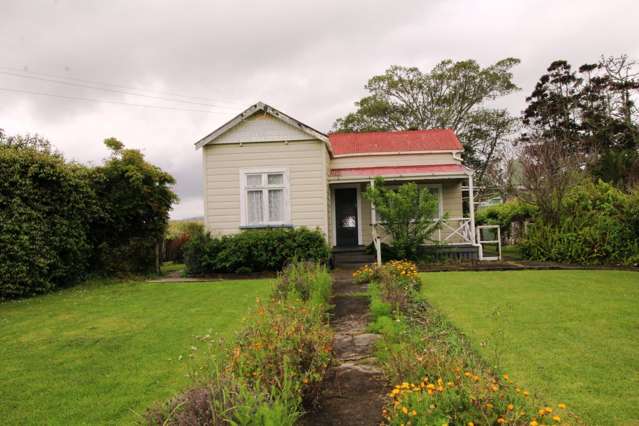 PRICE REDUCTION - HOME ON 2.206 m2