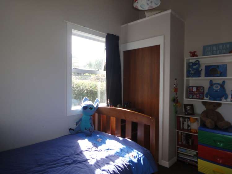 11 Glen Street Marchwiel_12