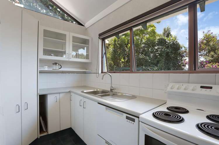 1/246 Titirangi Road Titirangi_8