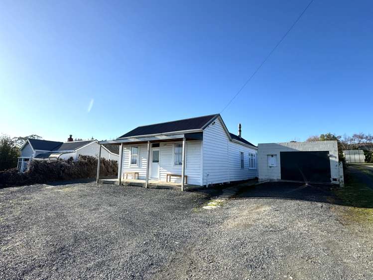 86 Salcombe Street Kaitangata_22