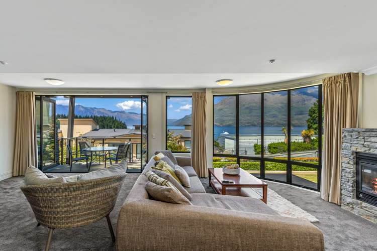 704/34 Lake Esplanade Queenstown_2