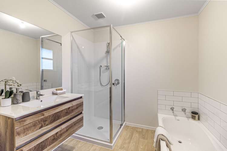 4 Whitford Avenue Mount Wellington_11