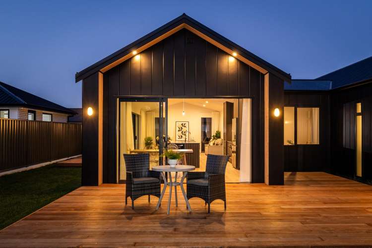 27 Matau Crescent Frimley_20