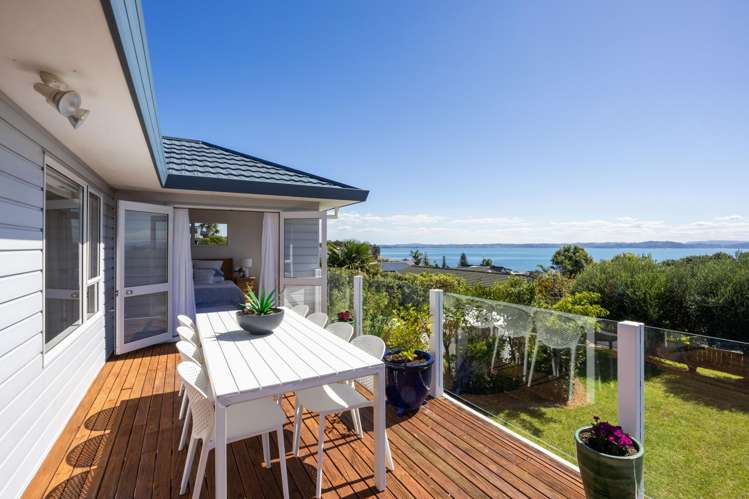 1342 Whangaparaoa Road Army Bay_11