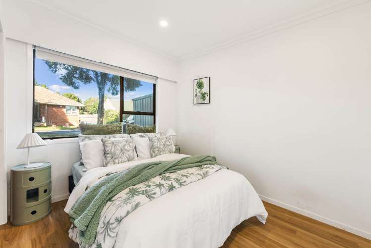 8A Matata Street Blockhouse Bay_11