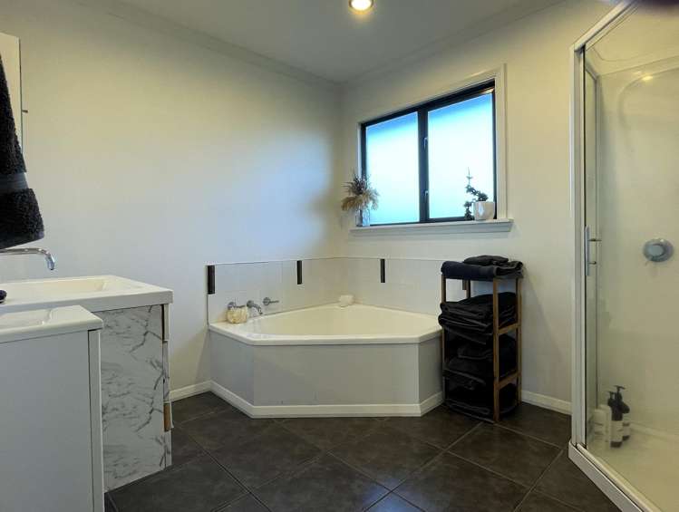 38 Brecon Road Stratford_20
