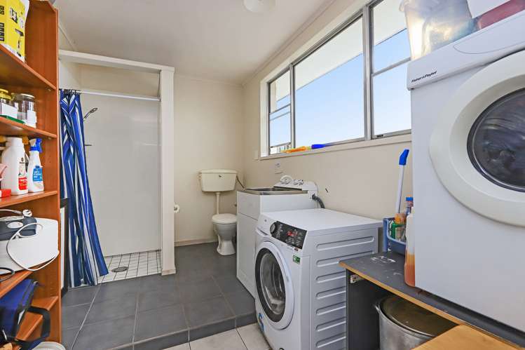 17 Surrey Street Taradale_15