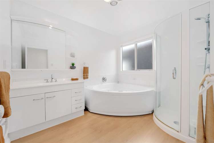 22 Byblos Place The Gardens_13