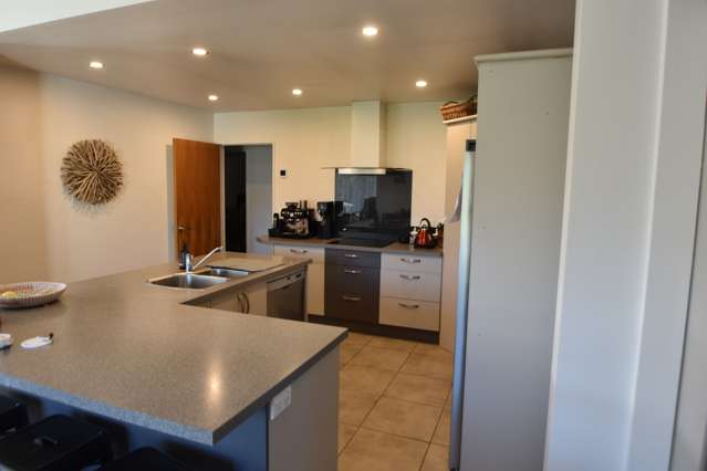 77 Irishman Drive Twizel_2