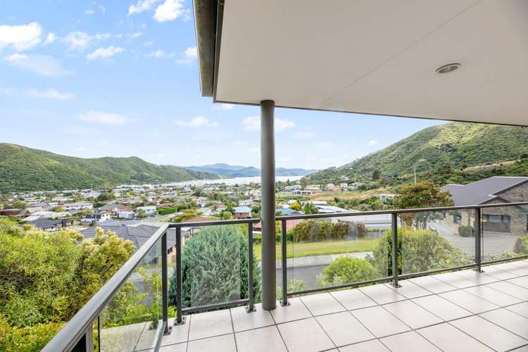 10 Moana Heights Waikawa_6