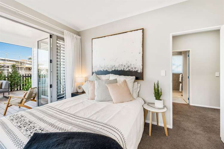 14 Kuku Avenue Red Beach_11