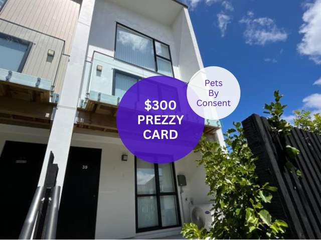 3 bedrooms + Internal Garage - Silverdale