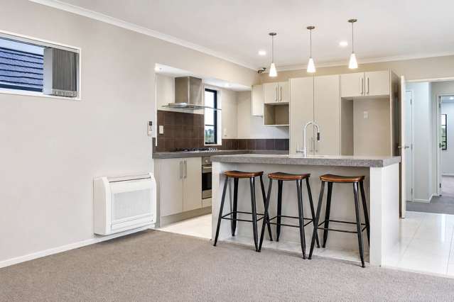9 Multose Drive Flat Bush_1