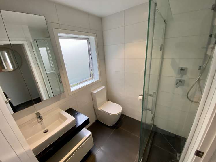 15b Saratoga Avenue Herne Bay_6