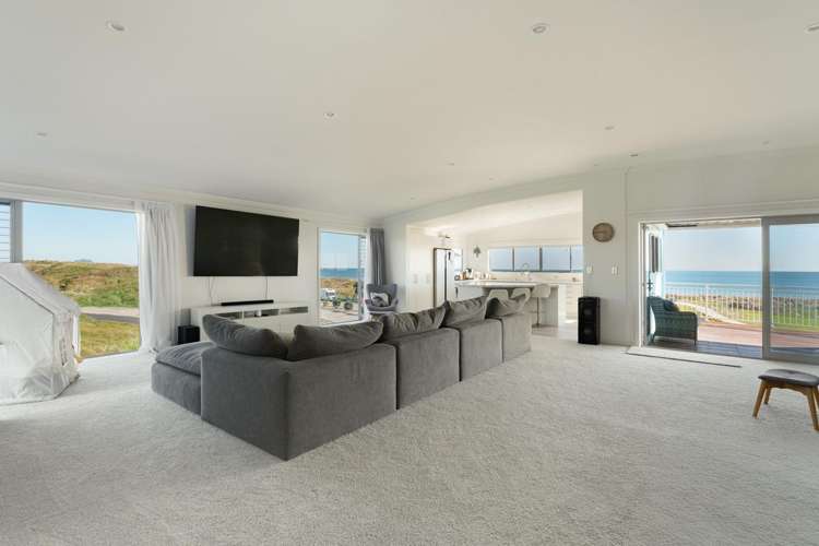 1011 Papamoa Beach Road Papamoa Beach_8