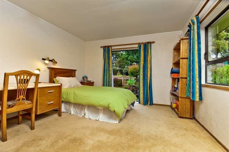 21 Puketitiro Street Glen Eden_14