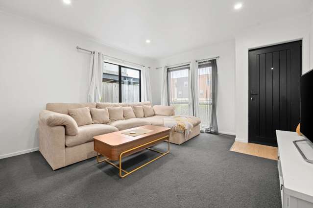 5/1 Vialou Street Hamilton Central_2