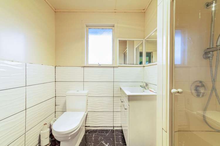 14 Swallow Drive Manurewa_5