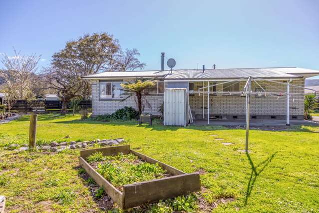 6 Farrier Grove Featherston_4