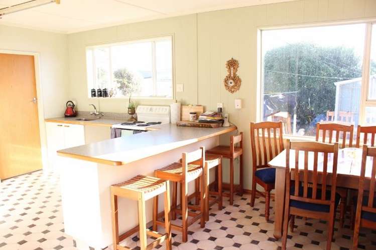 10 De Carle Street Saint Kilda_1