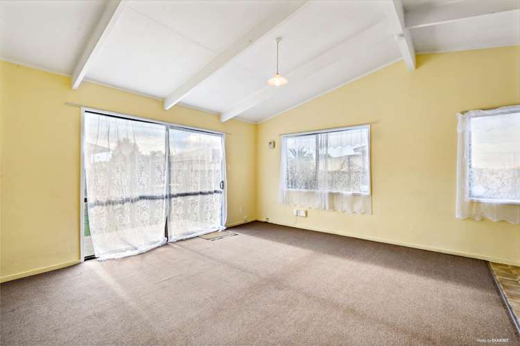 2/19 Rollerson Street Papakura_5