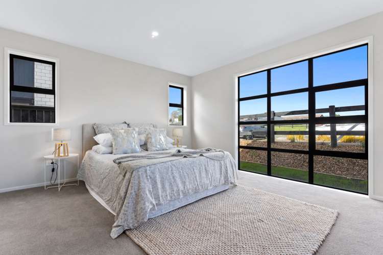 17 Puhitahi Hill Road Paerata_10