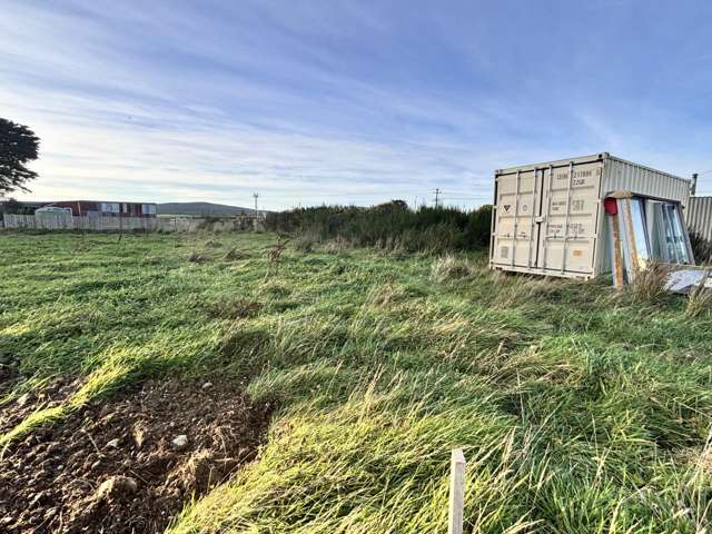 8 Manuka Street Colac Bay_3