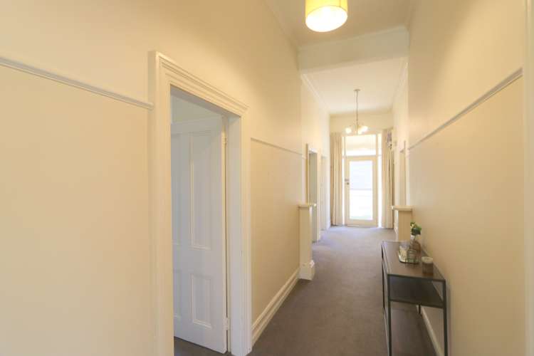67 Russel Street Gladstone_13