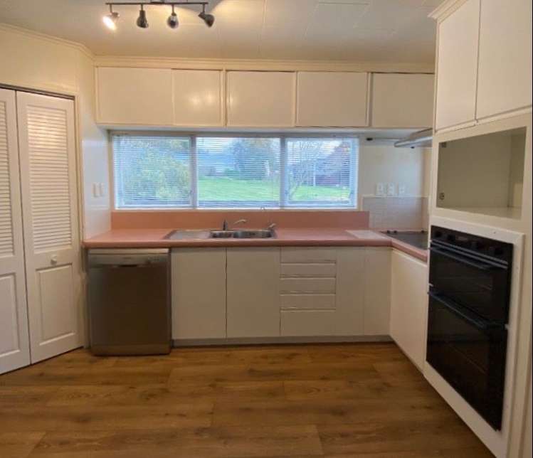172 Main Road South Raumati South_2