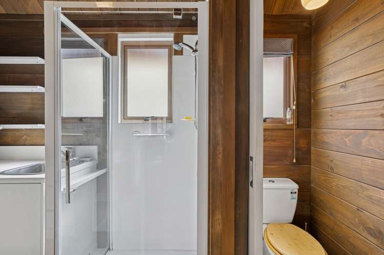 230 Fernhill Road Sunshine Bay_12