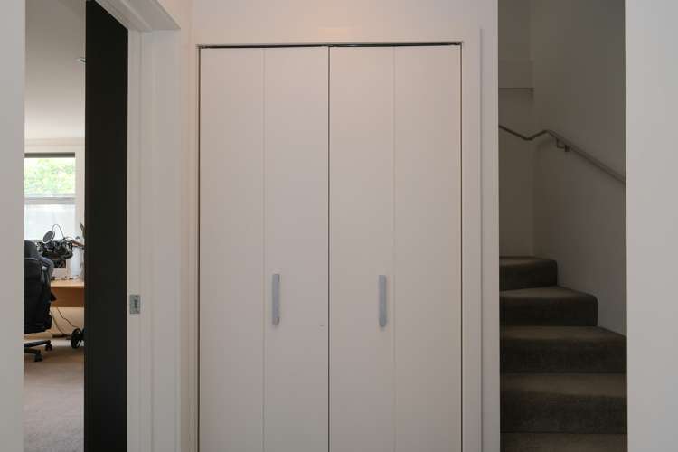 79 North Road North East Valley_13