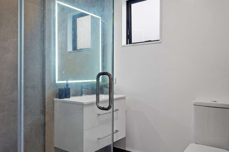 2/58 Waltham Road Sydenham_11