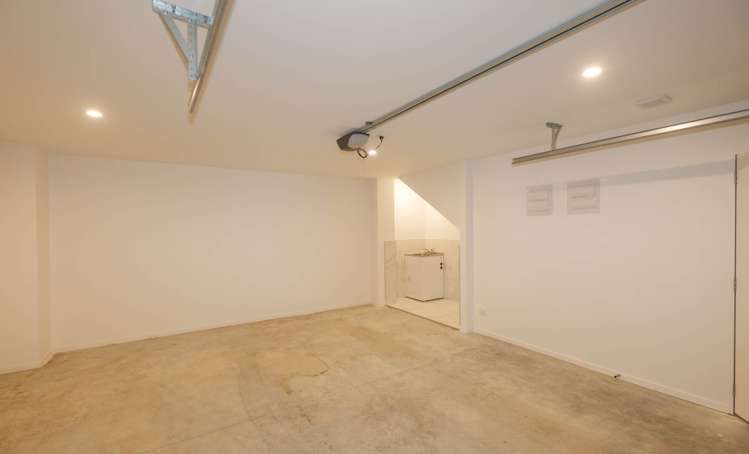 52 Seafarer Crescent Stanmore Bay_13