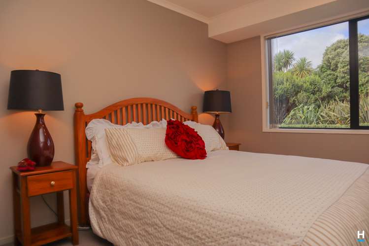 3 Karoro Place Karoro_17