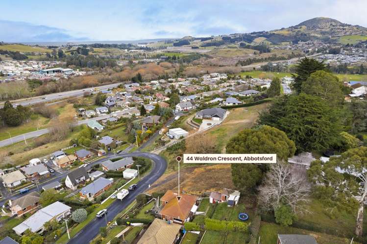 44 Waldron Crescent Green Island_19