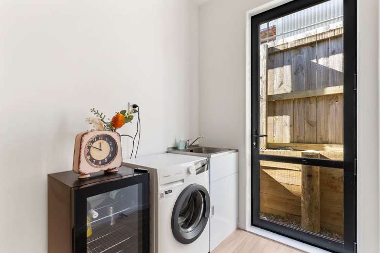 40C Leo Street Glen Eden_19