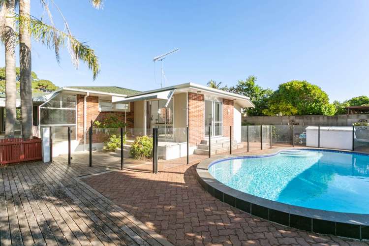 2 Imatra Place Sunnyhills_16