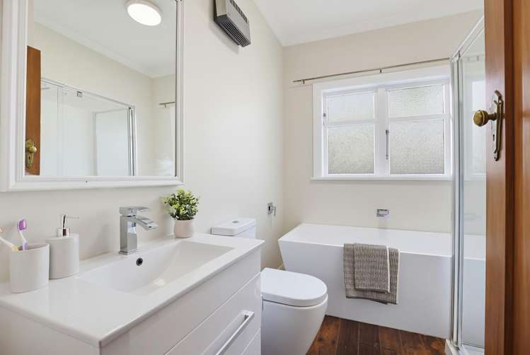 121 The Ridgeway Mornington_20