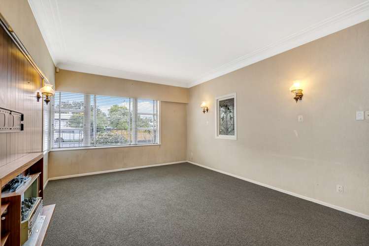 29 Smale Street Point Chevalier_6